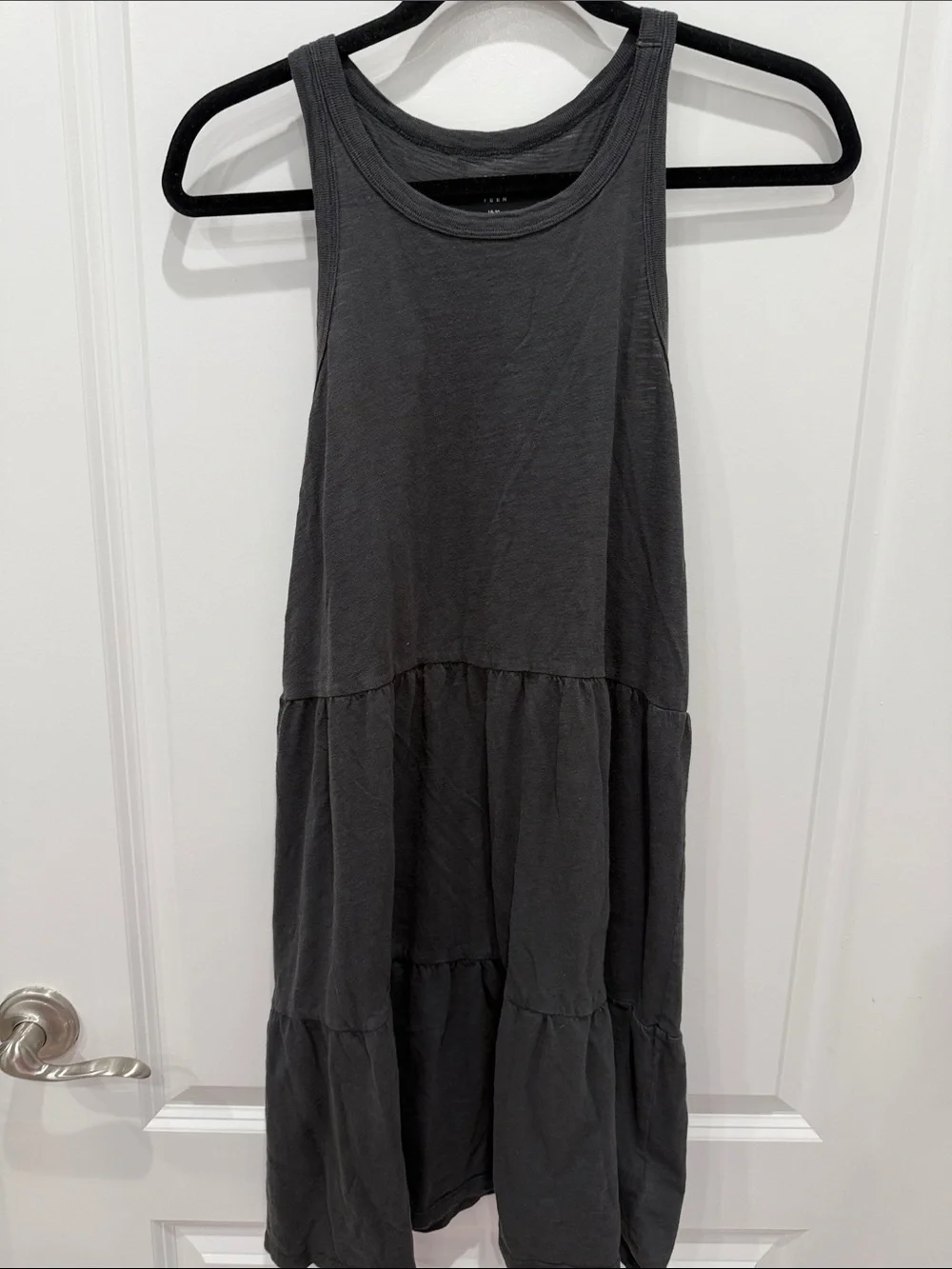 GAP Sleeveless Tiered Midi Dress in Charcoal Gray